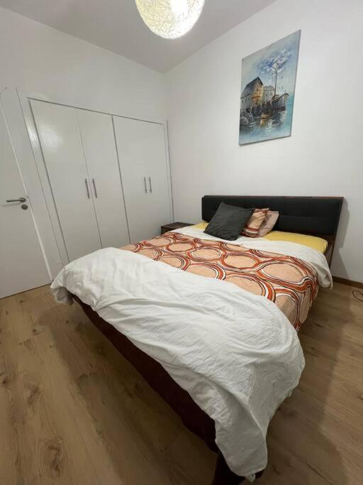 Appartement De Luxe A Bahia Golf Beach Spacieux De 126 M Бузника Экстерьер фото
